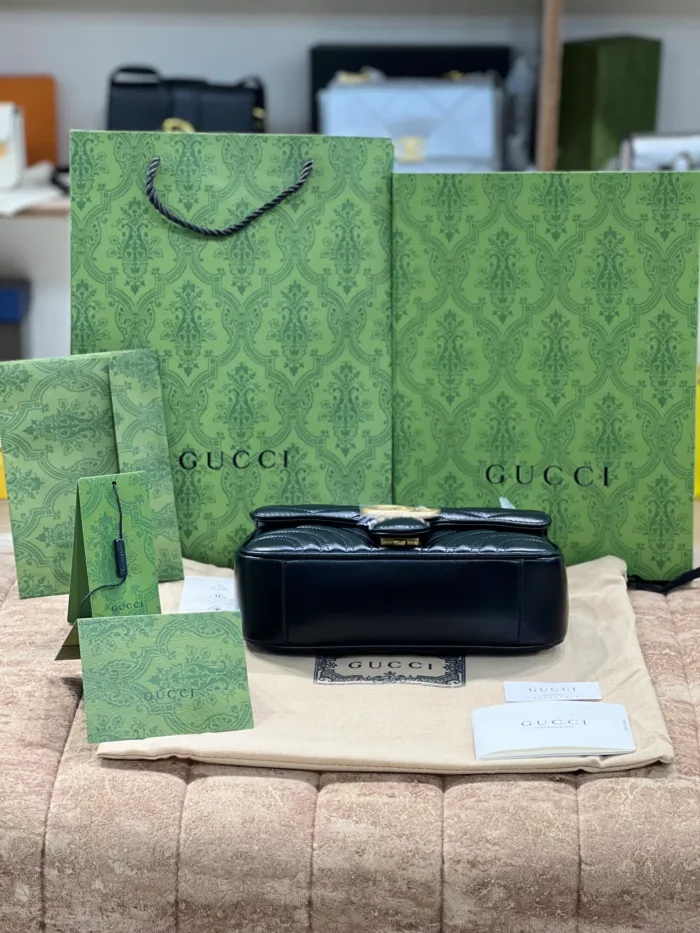 Gucci GG Marmont Shoulder Bag Small - Image 5
